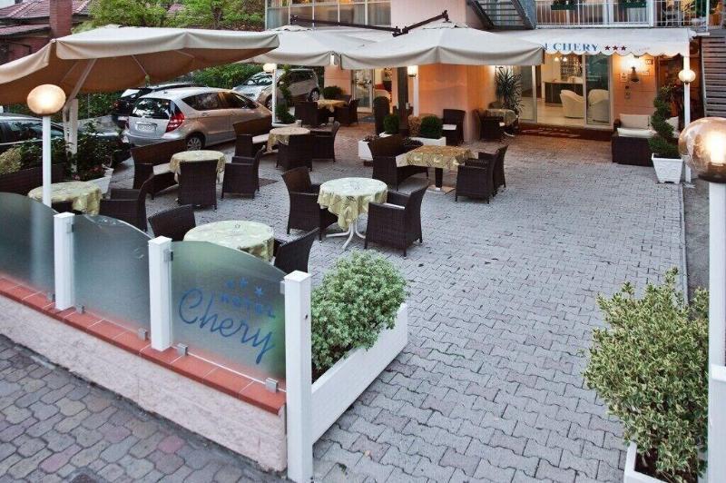 Hotel Chery Milano Marittima Bagian luar foto