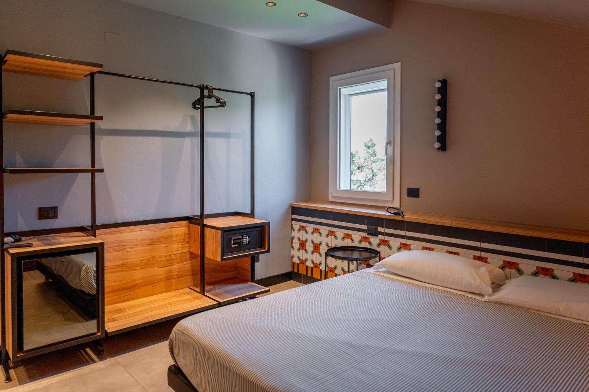 Hotel Chery Milano Marittima Bagian luar foto