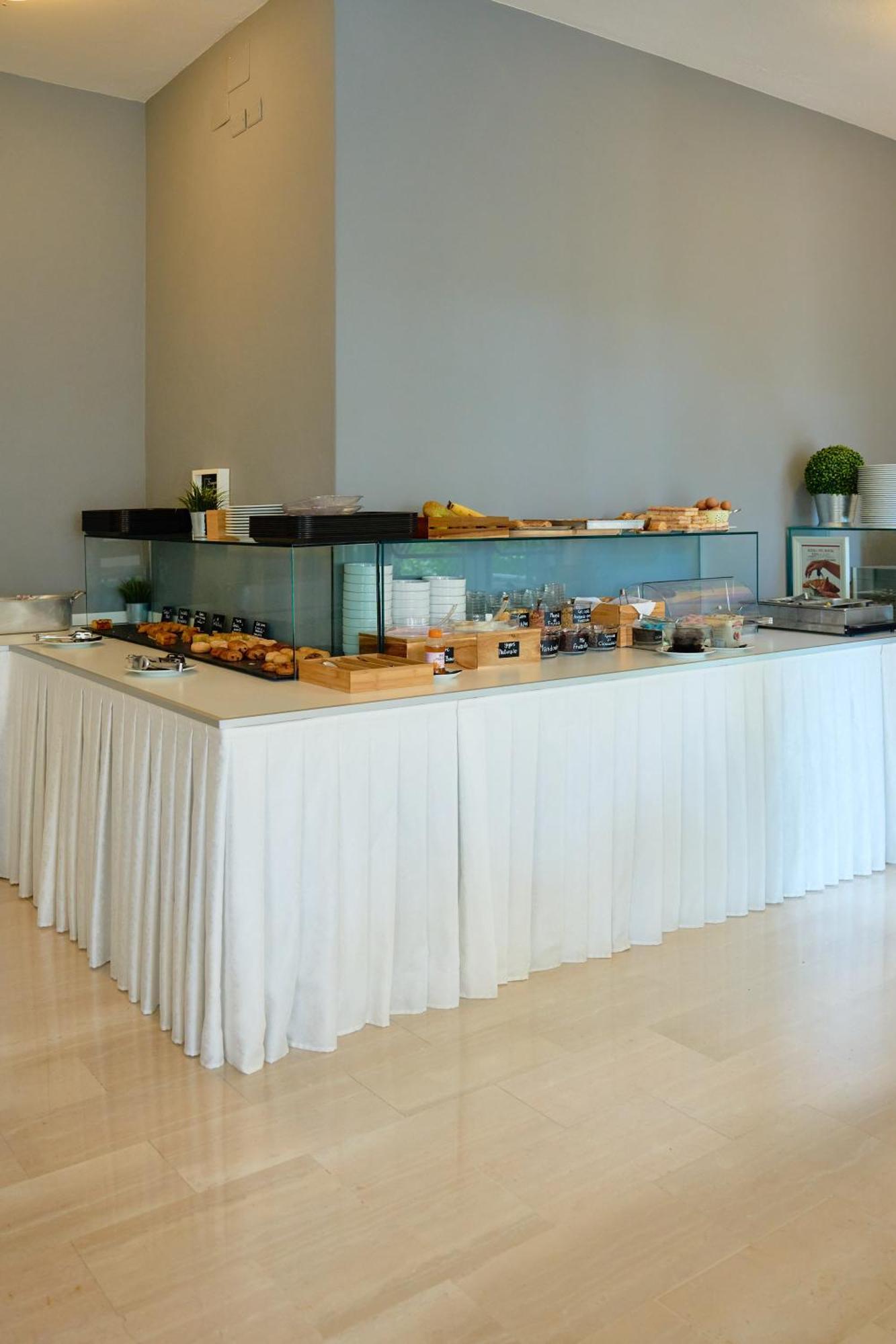 Hotel Chery Milano Marittima Bagian luar foto